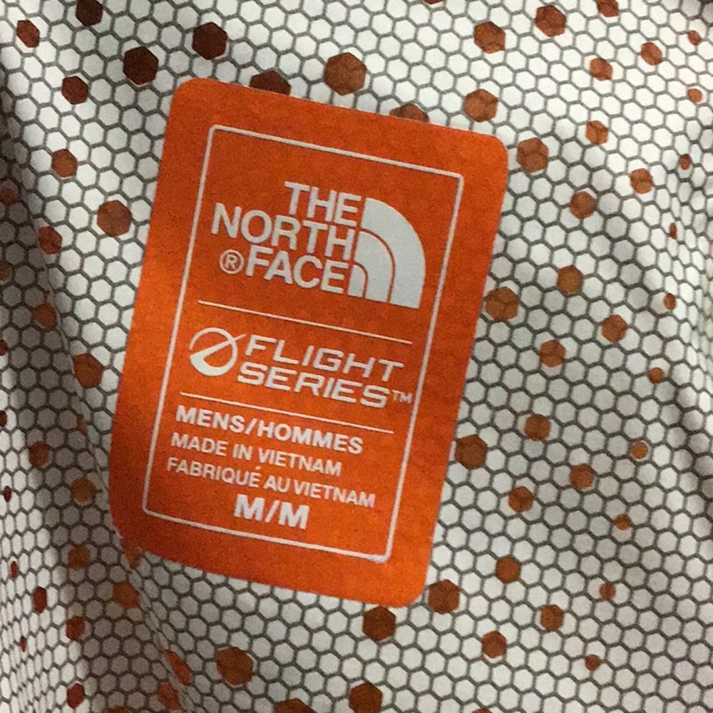 New..The North Face FLIGHT SERIES men’s jacket - Picture 6 of 6